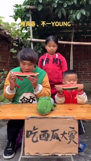 带你吃瓜搞笑故事视频,带你领略“吃瓜”搞笑故事视频的魅力