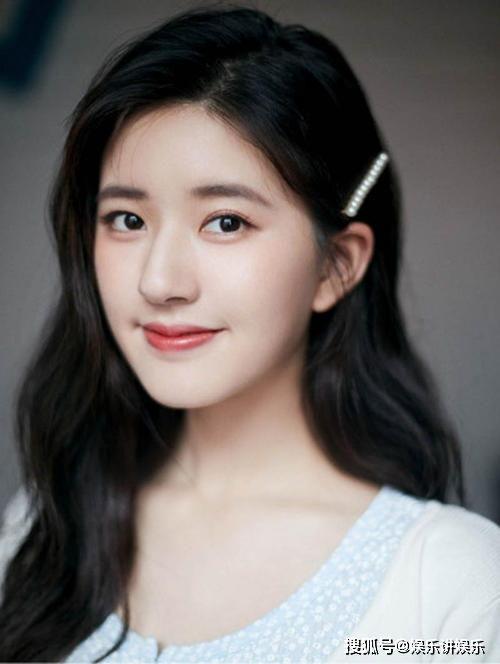 明星吃瓜群视频大全,明星吃瓜群视频大全幕后故事