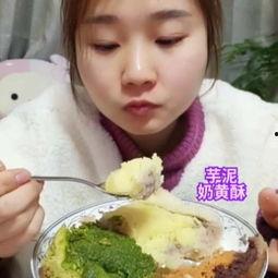 张典吃瓜的视频,揭秘娱乐圈幕后故事